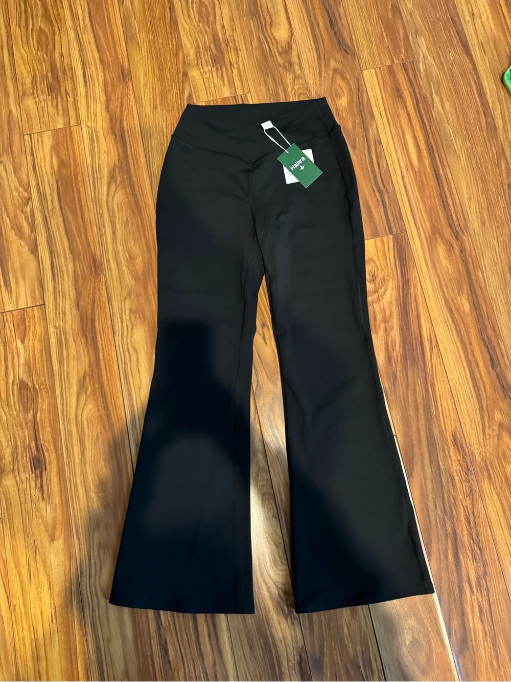 Black Flare Yoga Pants - Brand: Halara